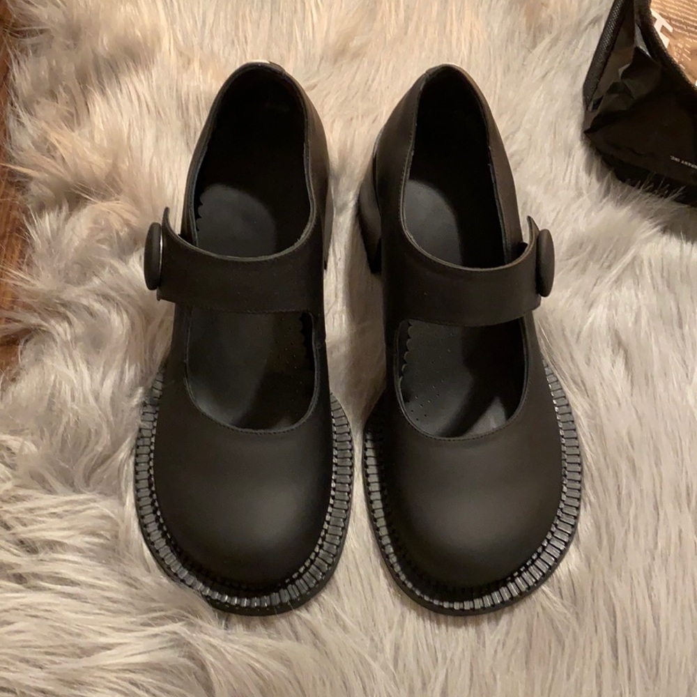 Mary Janes shoes